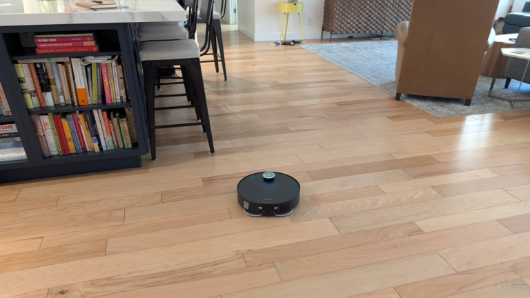 How to Choose the Best Robot Vacuum, Depending on Your Space_692262a62063c.png