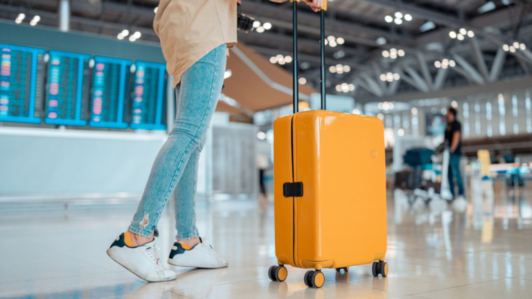 Nine of My Favorite Products to Make Traveling Easier_692262888e515.png